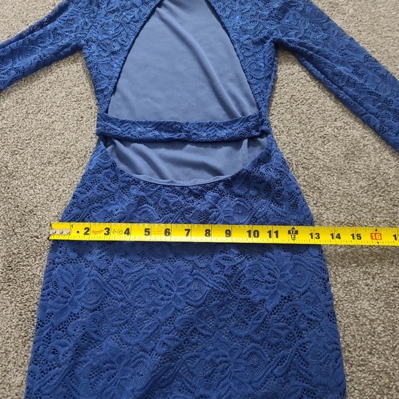 Windsor Lace Dress - Picture 9 of 11